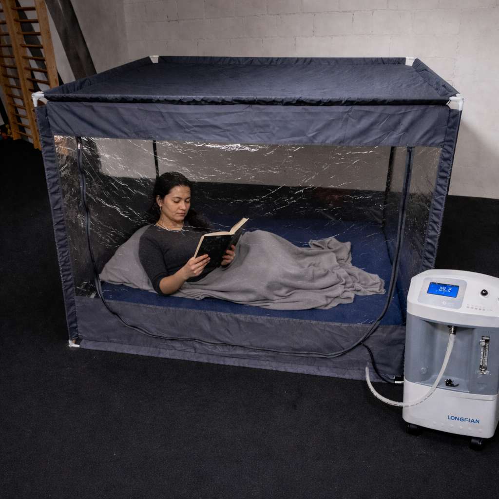 Kobieta czytająca książkę w namiocie